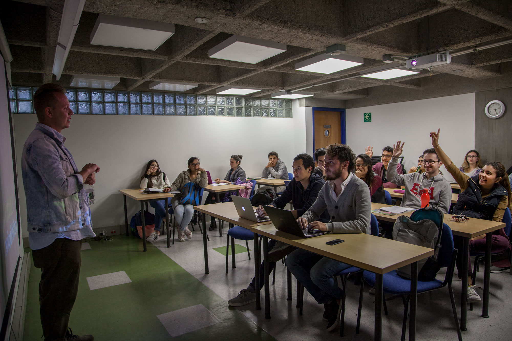 Convocatoria Periodismos latinoamericanos: sus relatos y prácticas