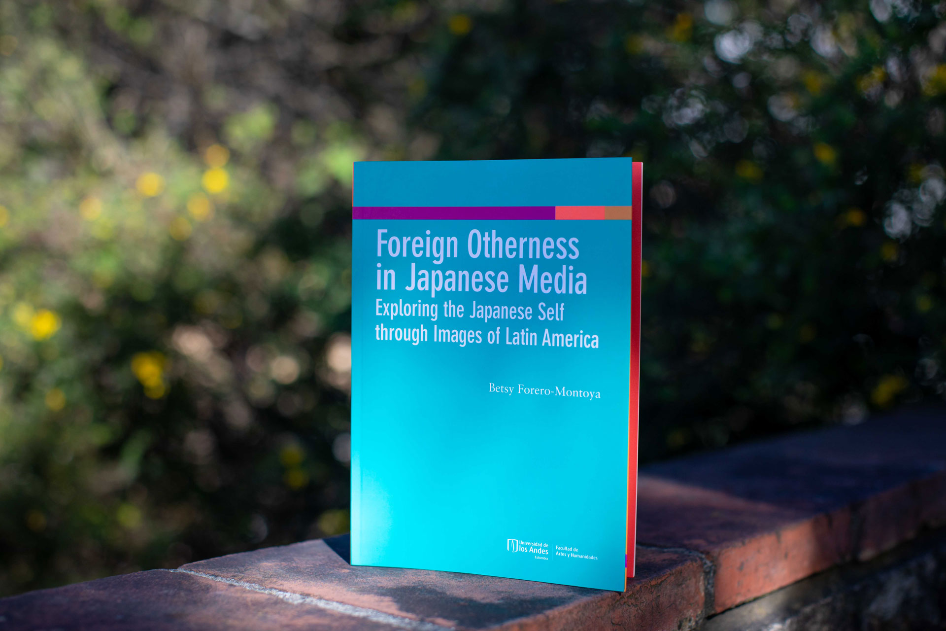 Novedades editoriales. Foreign Otherness in Japanese Media